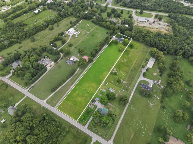 741 Trousdale Ferry Pike, Lebanon, TN 37087