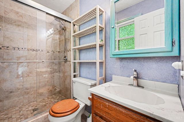 97 Mt Holly Lane, Batavia Twp, OH 45102