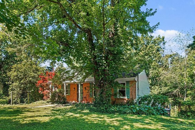 97 Mt Holly Lane, Batavia Twp, OH 45102