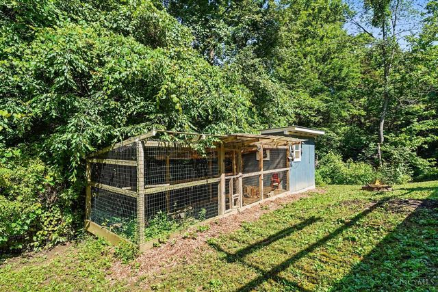 97 Mt Holly Lane, Batavia Twp, OH 45102