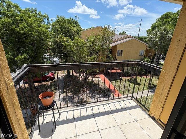 2905 Winkler AVE 719, Fort Myers, FL 33916