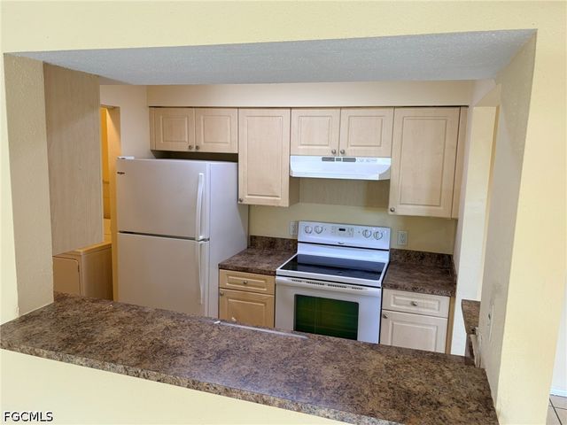 2905 Winkler AVE 719, Fort Myers, FL 33916