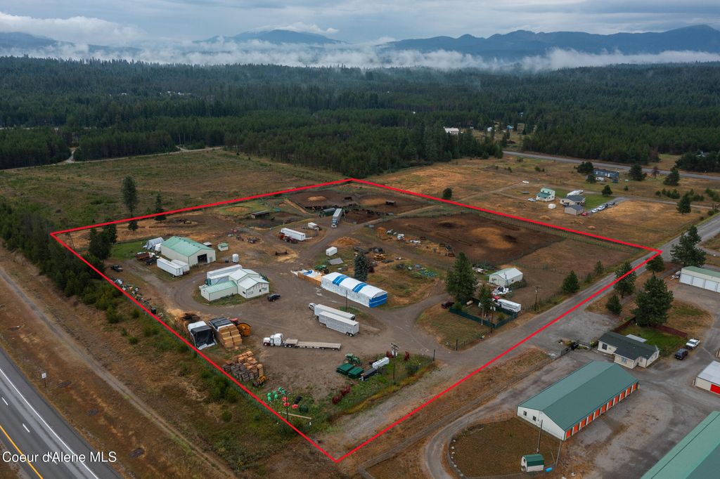 6493 E TRINITY LN, Athol, ID 83801