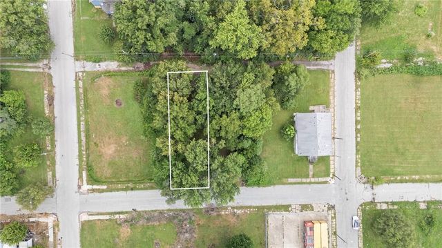 3113 E 19th Street, Kansas City, MO 64127