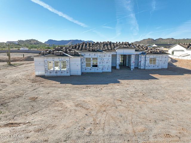 28550 N Saddle Tramp Way, Queen Creek, AZ 85144