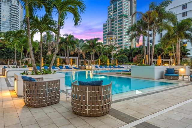 100 1ST AVENUE N 1603, St Petersburg, FL 33701