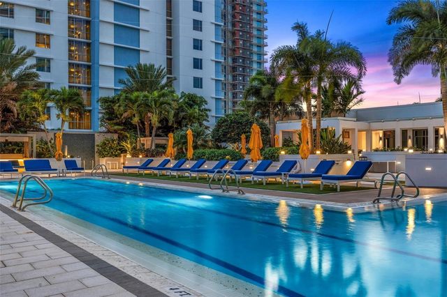 100 1ST AVENUE N 1603, St Petersburg, FL 33701
