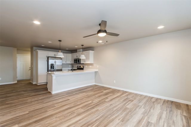 7025 Harlan Eddy Drive SW, Cedar Rapids, IA 52404