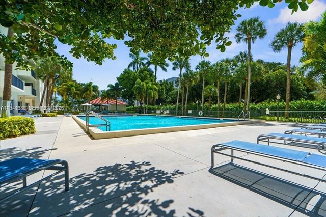 3200 Port Royale Dr N 705, Fort Lauderdale, FL 33308