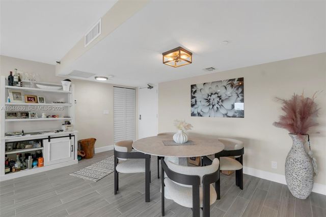 3200 Port Royale Dr N 705, Fort Lauderdale, FL 33308