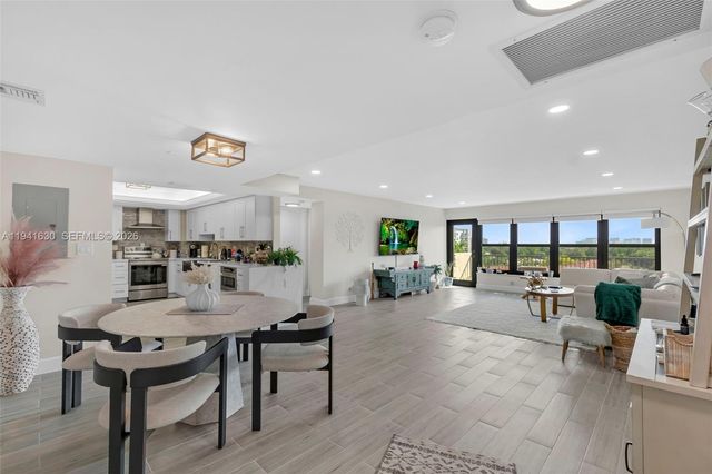 3200 Port Royale Dr N 705, Fort Lauderdale, FL 33308