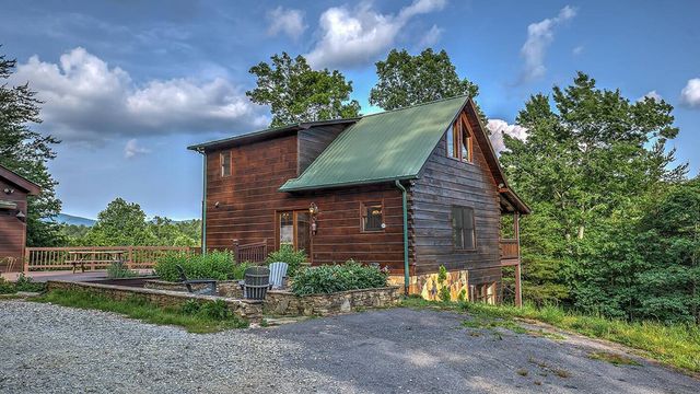122 Sullivan Trail, Blairsville, GA 30512