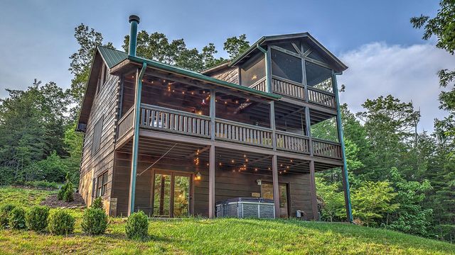 122 Sullivan Trail, Blairsville, GA 30512