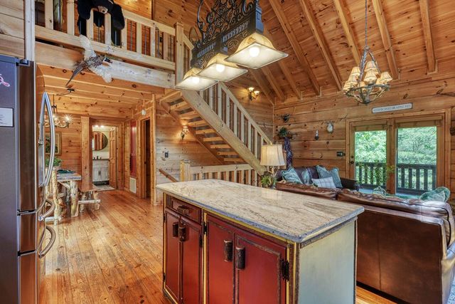 122 Sullivan Trail, Blairsville, GA 30512