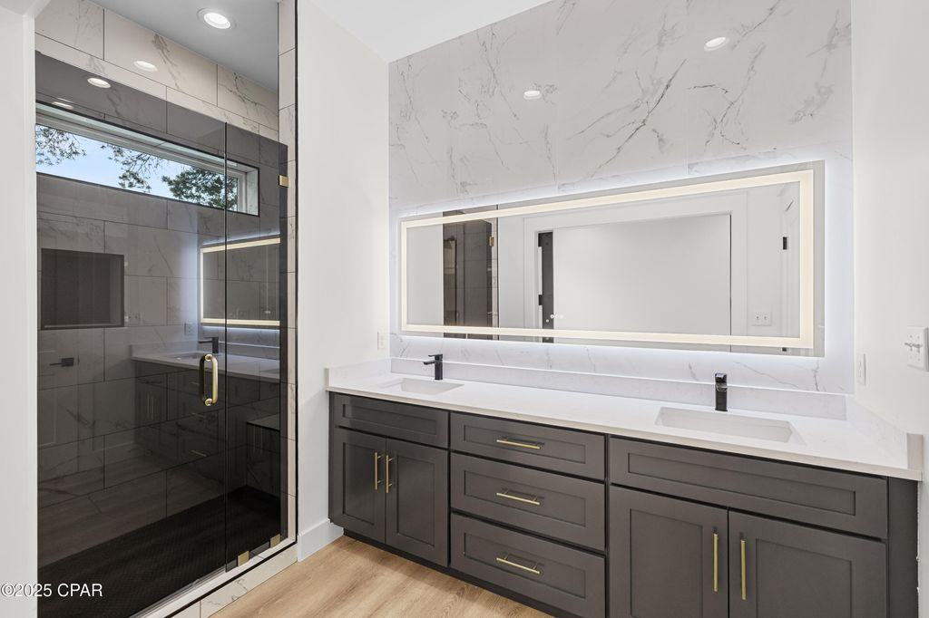 Image 13 of property listing at 471 Paradise Boulevard, Panama City Beach, FL 32413