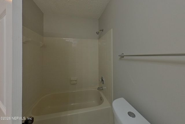 12124 ROUNDHAM Lane N, Jacksonville, FL 32225
