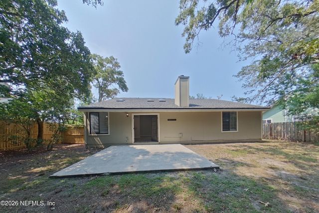12124 ROUNDHAM Lane N, Jacksonville, FL 32225