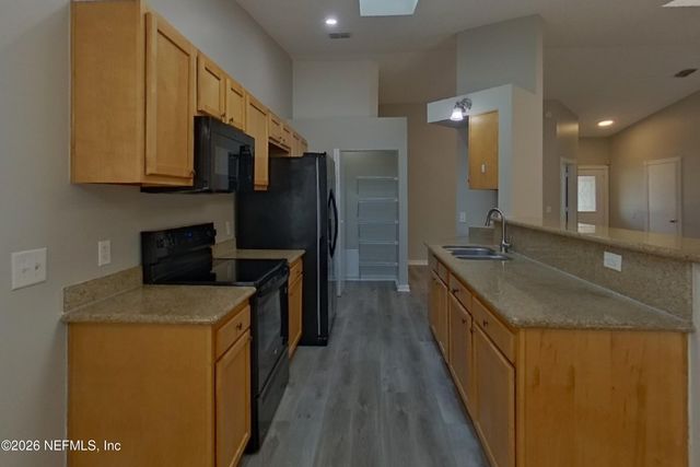 12124 ROUNDHAM Lane N, Jacksonville, FL 32225