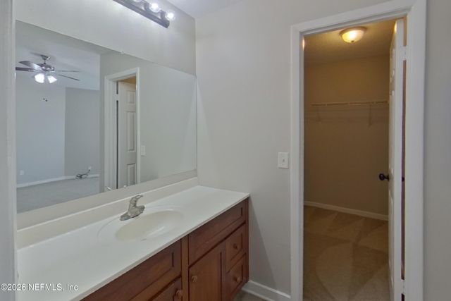 12124 ROUNDHAM Lane N, Jacksonville, FL 32225