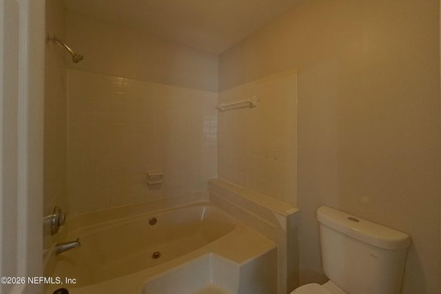 12124 ROUNDHAM Lane N, Jacksonville, FL 32225