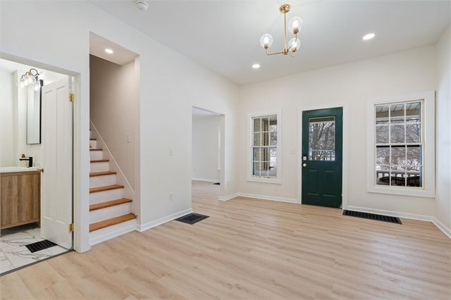 24 Fitch Avenue, Auburn, NY 13021