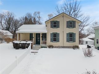 24 Fitch Avenue, Auburn, NY 13021