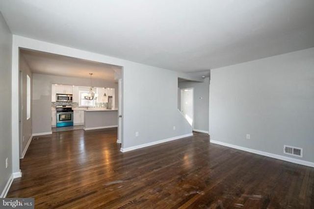 3015 GRINDON AVE, Baltimore, MD 21214