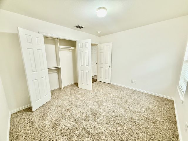 1223 Fleetwood Cove Drive, Grand Prairie, TX 75052