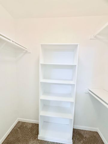 1223 Fleetwood Cove Drive, Grand Prairie, TX 75052