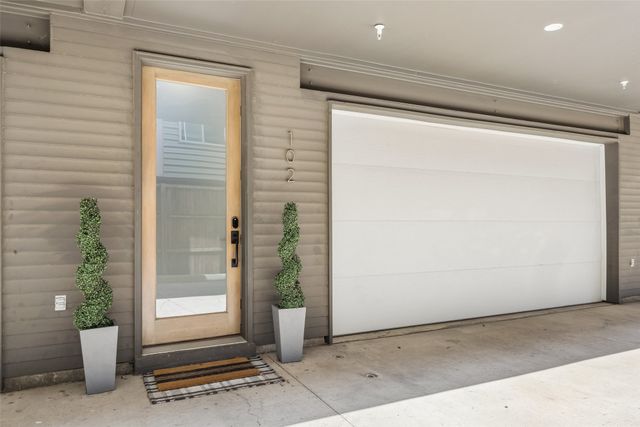 1865 Summit Avenue 102, Dallas, TX 75206