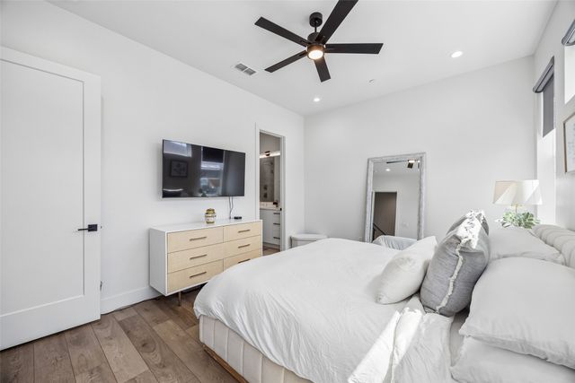 1865 Summit Avenue 102, Dallas, TX 75206