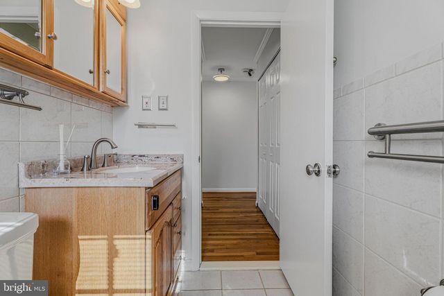33 HADDINGTON RD, Lutherville Timonium, MD 21093