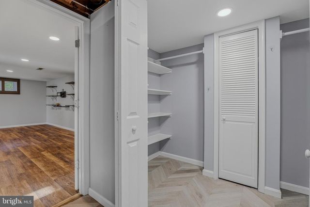 33 HADDINGTON RD, Lutherville Timonium, MD 21093