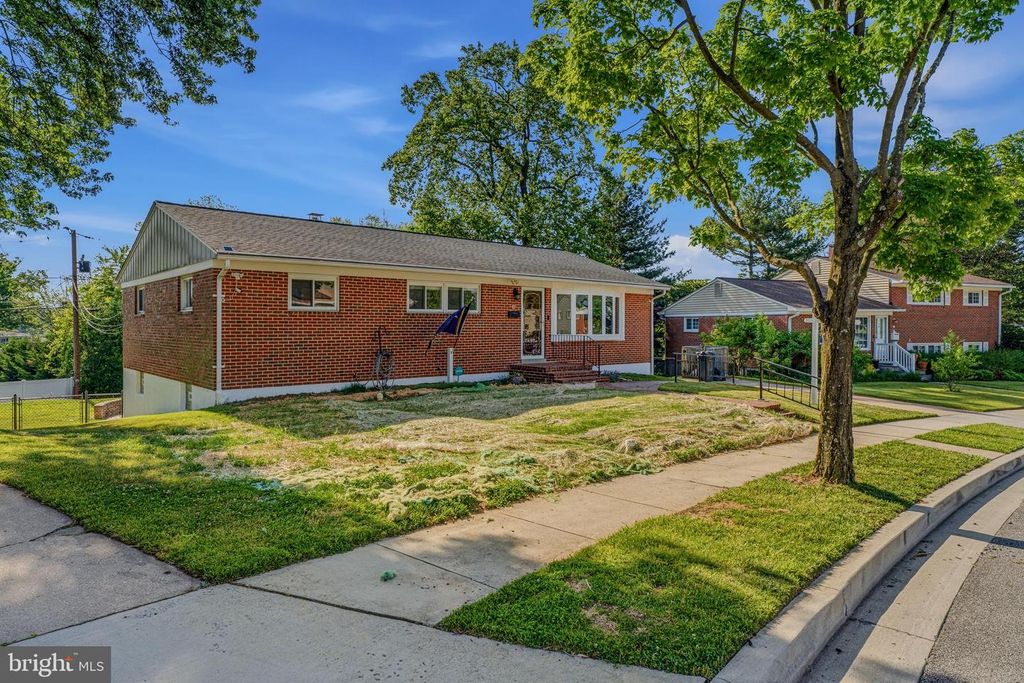 33 HADDINGTON RD, Lutherville Timonium, MD 21093