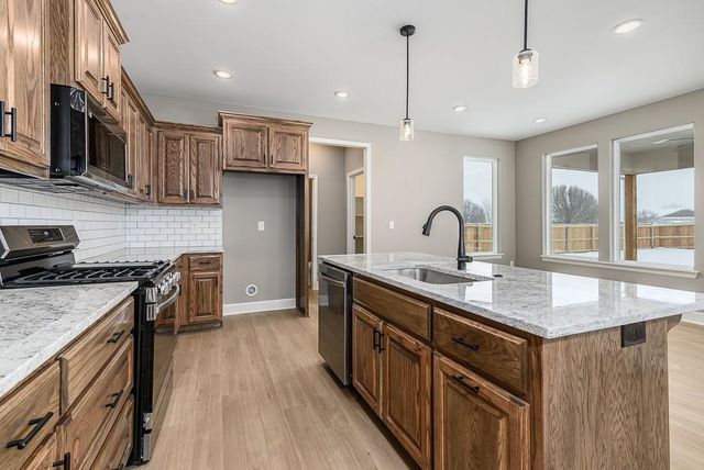 15604 Austin Court, Basehor, KS 66007