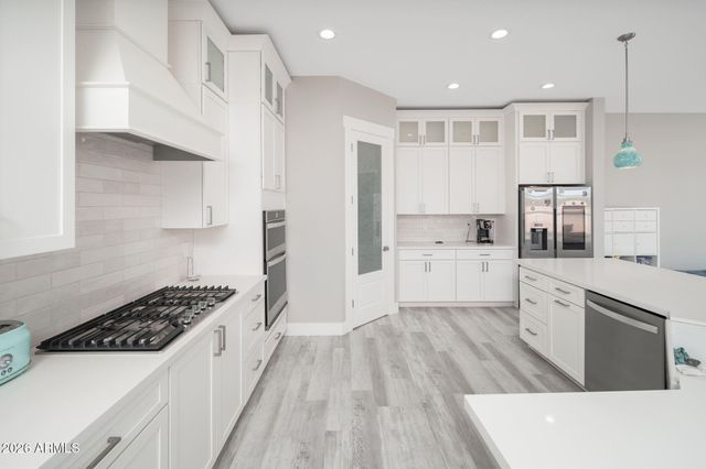 1531 W Rhea Road, San Tan Valley, AZ 85144
