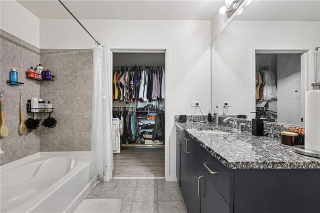 250 Pharr NE Road 1005, Atlanta, GA 30305