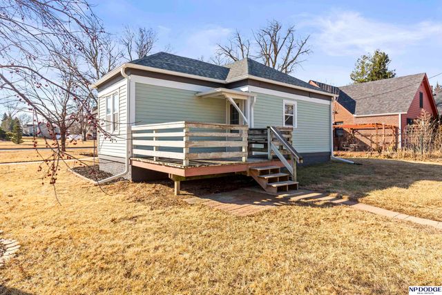 2004 Grant Street, Blair, NE 68008