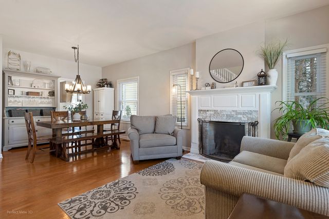 970 Mount Vernon Drive, Grayslake, IL 60030