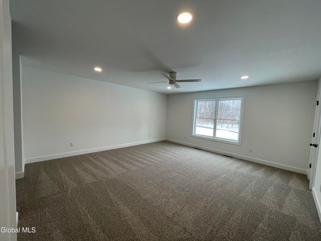 23 Gronczniak Road, Stillwater, NY 12170