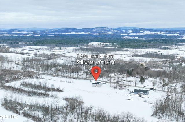 23 Gronczniak Road, Stillwater, NY 12170