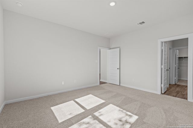 9967 Chavaneaux Lndg, San Antonio, TX 78221