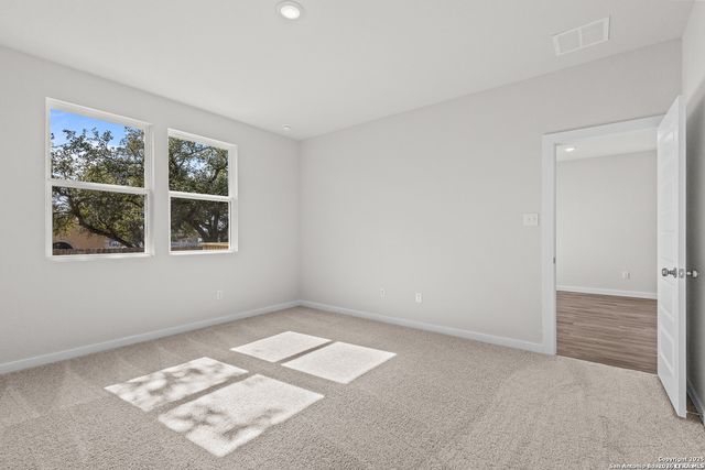 9967 Chavaneaux Lndg, San Antonio, TX 78221