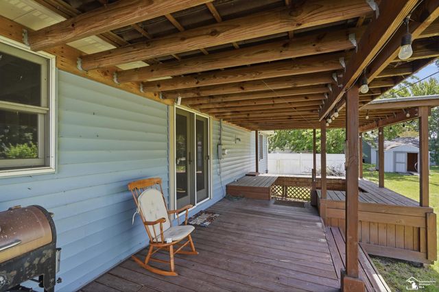 3484 Lakeshore Drive, Frenchtown Twp, MI 48162