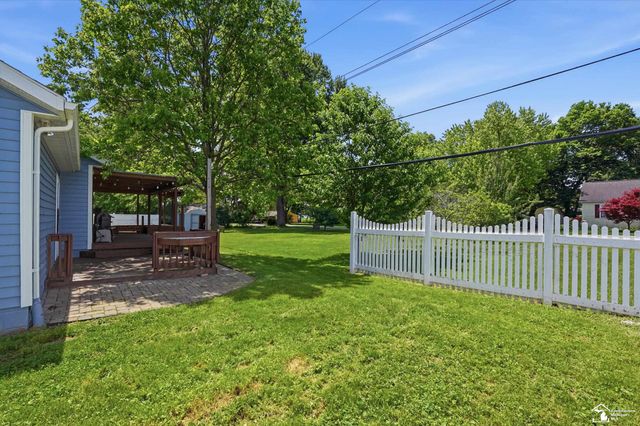 3484 Lakeshore Drive, Frenchtown Twp, MI 48162