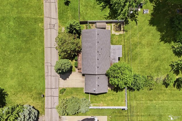 3484 Lakeshore Drive, Frenchtown Twp, MI 48162