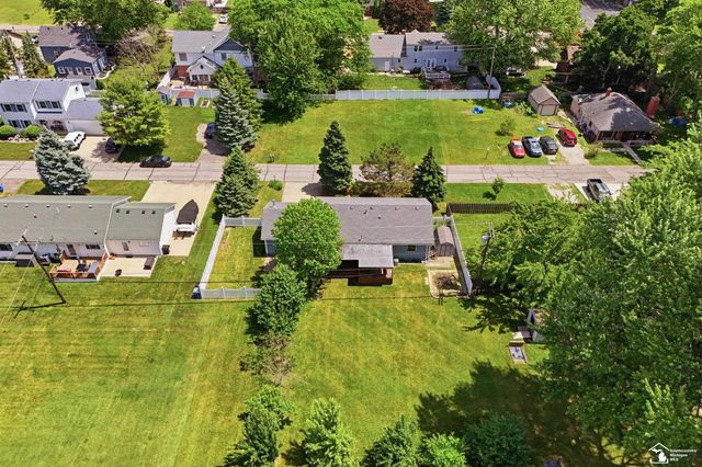 3484 Lakeshore Drive, Frenchtown Twp, MI 48162