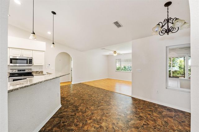 9082 SE 135TH LOOP, Summerfield, FL 34491