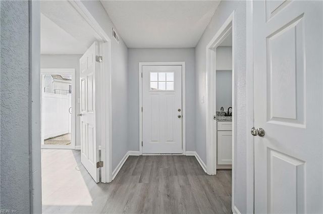 3638 Ship Chandlers WHRF, Virginia Beach, VA 23453