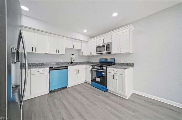 3638 Ship Chandlers WHRF, Virginia Beach, VA 23453
